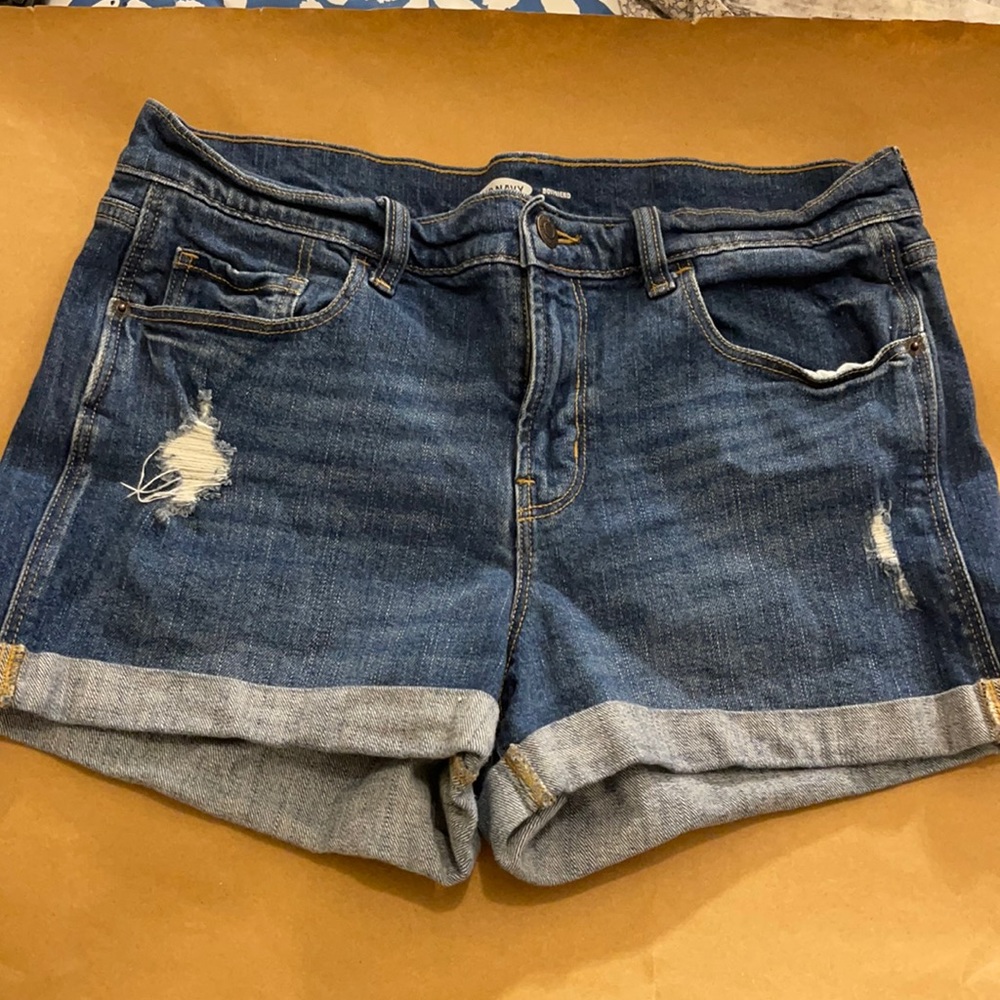 Old navy boyfriend shorts size 8